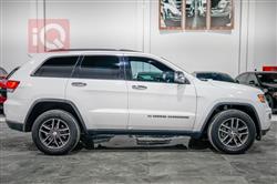 جیپ گراند شیرۆکی